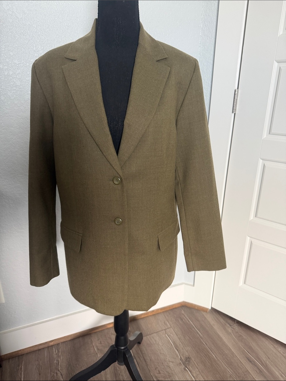 Womanโs Pendleton 100% virgin wool winter jacket